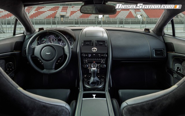 Aston Martin V8 Vantage N430 2015 Widescreen Picture #28 Aston Martin V8 Vantage N430 2015 Widescreen Picture #28